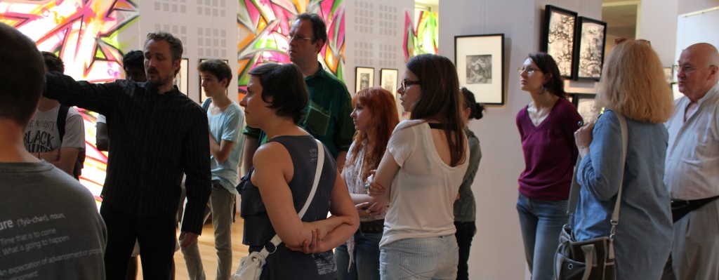 Visite guidée d'une exposition de l'Artothèque par l'artiste Darco
